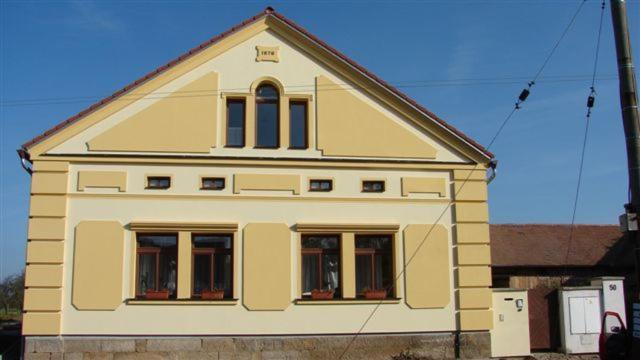 Pension Smetanuv Statek Hradec Králové Kültér fotó